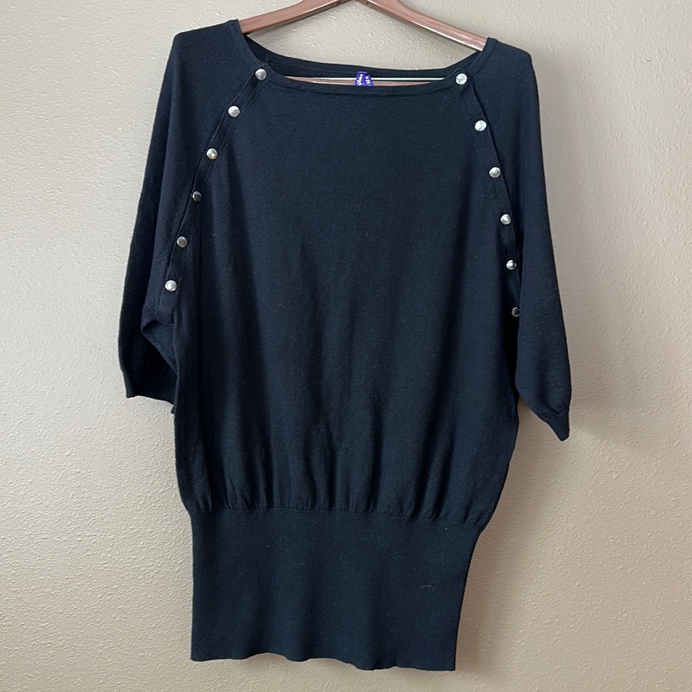 Women’s Seraphine breastfeeding/maternity top; size 10